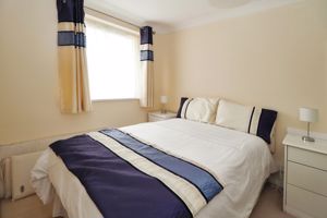 Osbornes Court- click for photo gallery
